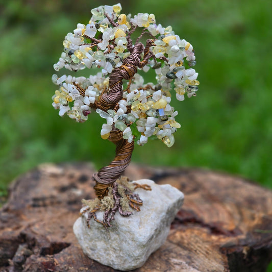 Choosing a crystal Tree of Life sculpture is more than picking a decorative object — it’s about selecting an item that carries intention, energy and meaning for your space.