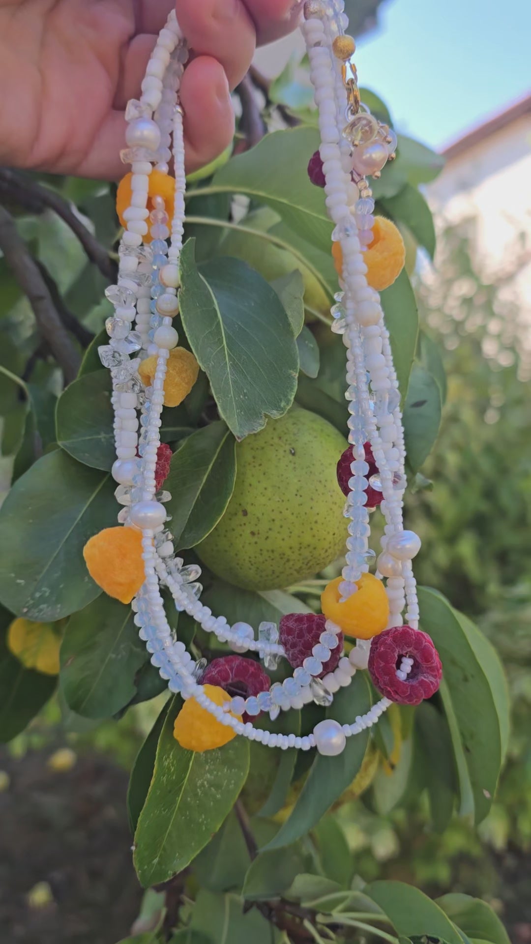 White raspberry pearl necklace with mother of pearl and Japanese beads